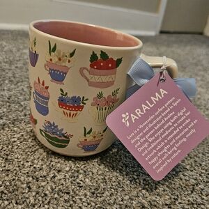 Nwt Floral Baskets Mug Flowers Unique Design So Pretty